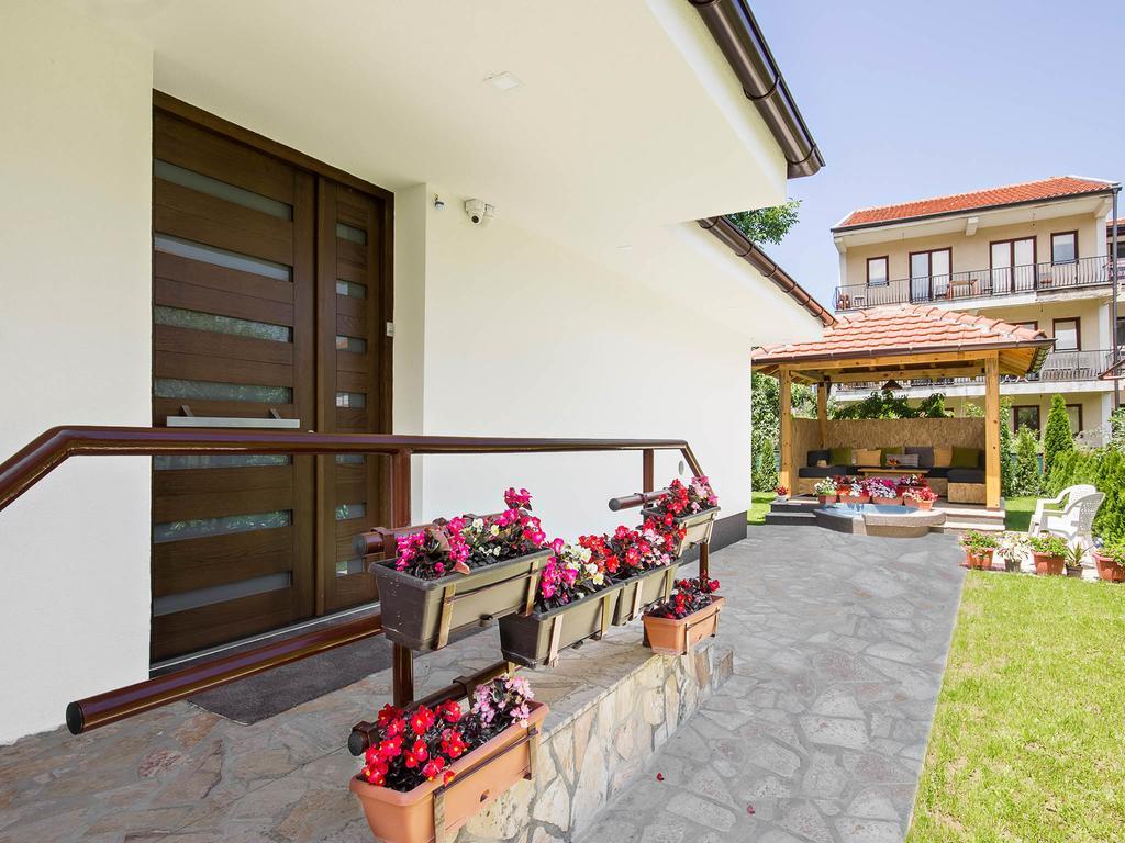 Villa Caposki Ohrid Bagian luar foto